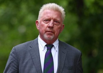 Ex-tenista Boris Becker deixou a prisão para ser deportado