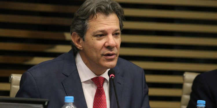 Copom poderia ser mais generoso com medidas que tomamos, diz Haddad