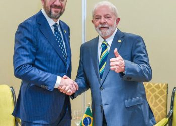 Na Argentina, Lula se encontra com chefes de governo 