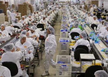 Preços do setor industrial caem 1,29% em dezembro