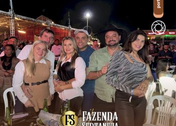 LOTE 2 – Sucesso Absoluto: Fazenda Sertaneja 2025 Agita Águia Branca com Estilo e Tradição, confira as fotos