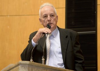 Deputado José Esmeraldo Destina R$ 19 Mil Para Aquisição de Colhedora de Forragens em Barra de São Francisco