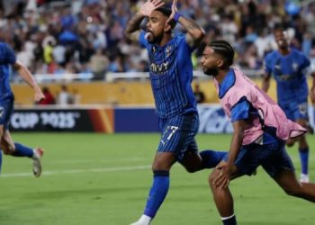 Zebra monumental: Al-Hilal bate o City e vai pegar o Flu