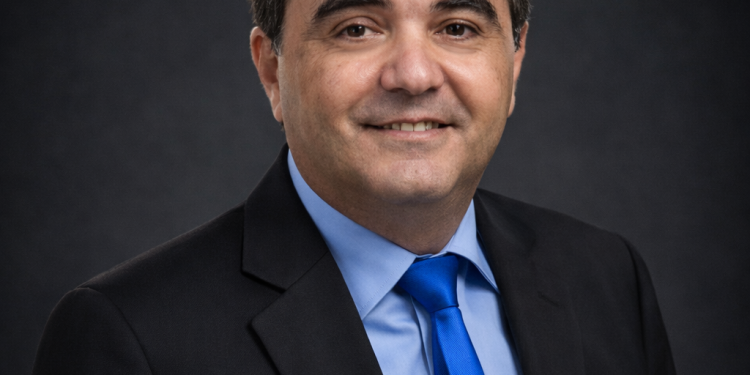 Emerson Lima é reeleito presidente da Câmara de Barra de São Francisco e seguirá no comando do Legislativo até 2028