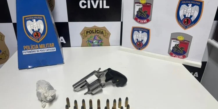 Foragido acusado de tentativa de homicídio e tráfico de drogas é preso com arma e droga em Pinheiros